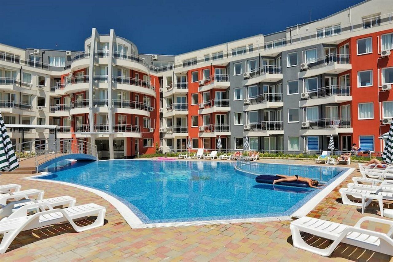 Emberli Aparthotel Lozenets Exterior photo